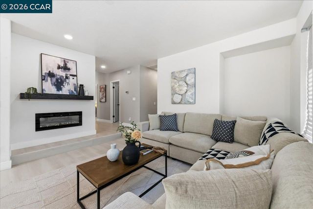 126 Blackstone Dr, Danville, CA 94506