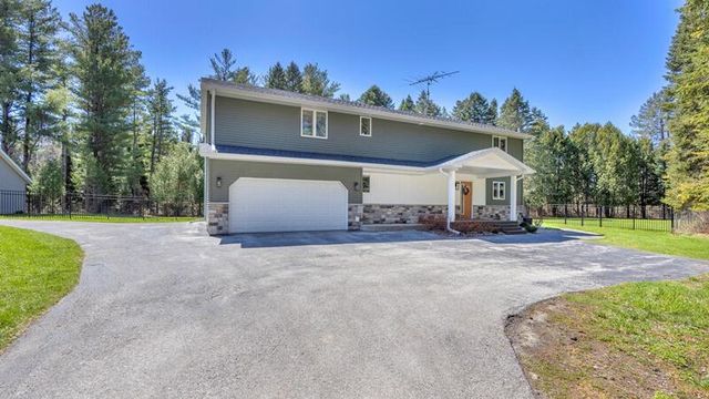 4939 Connemara COURT, Sheboygan, WI 53083