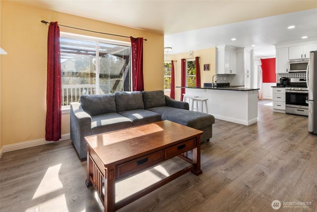 37815 21st Court S, Federal Way, WA 98003