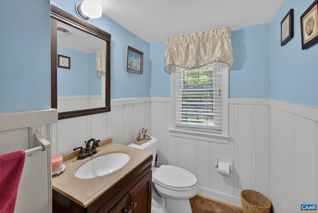 2305 OLD COACH LN, Henrico, VA 23238