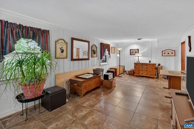 2305 OLD COACH LN, Henrico, VA 23238