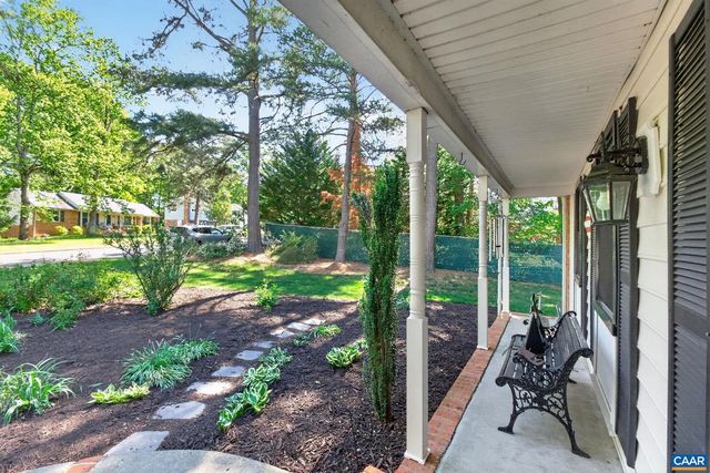 2305 OLD COACH LN, Henrico, VA 23238