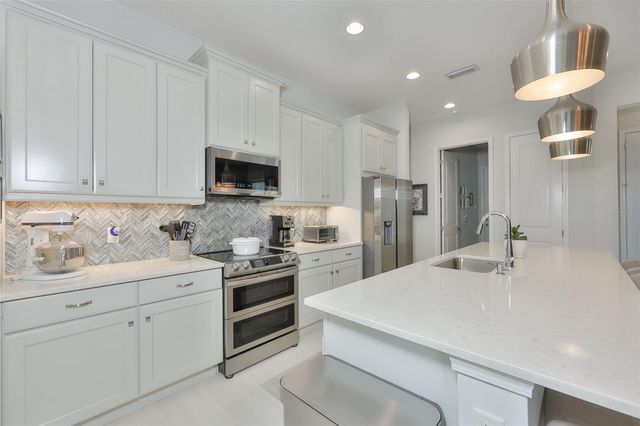 12421 GLENRIDGE LANE, Parrish, FL 34219