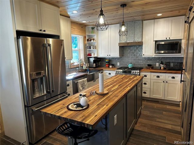 2450 Petito Dr, Fort Garland, CO 81133