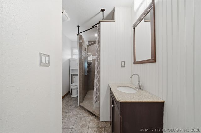 106 W Lewis Avenue, Vinita, OK 74301