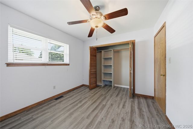 106 W Lewis Avenue, Vinita, OK 74301