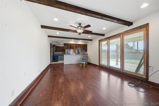 106 W Lewis Avenue, Vinita, OK 74301