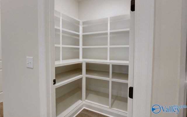 26457 Old Town Drive, Athens, AL 35613