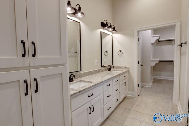 26457 Old Town Drive, Athens, AL 35613