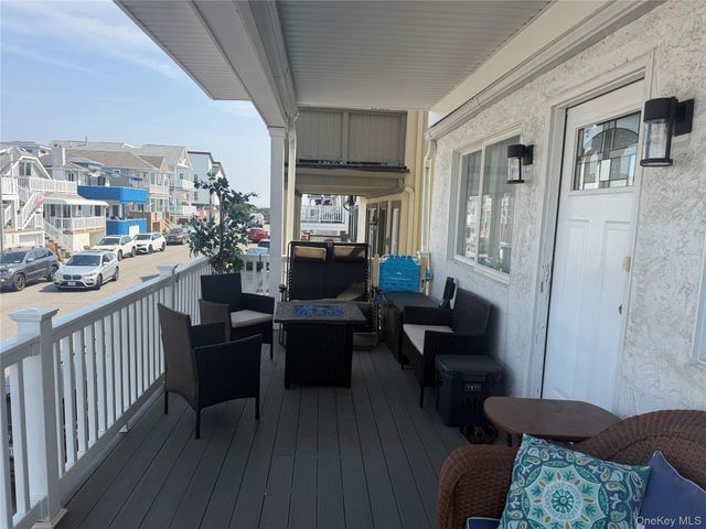 31 Illinois Avenue Lower, Long Beach, NY 11561