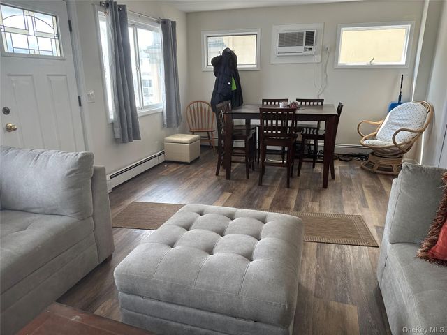 31 Illinois Avenue Lower, Long Beach, NY 11561