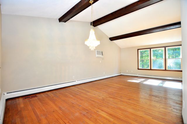 88 Lincoln Way, Windsor, CT 06095