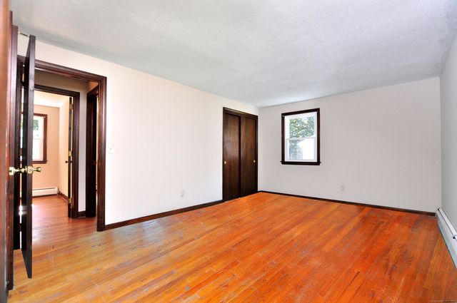 88 Lincoln Way, Windsor, CT 06095