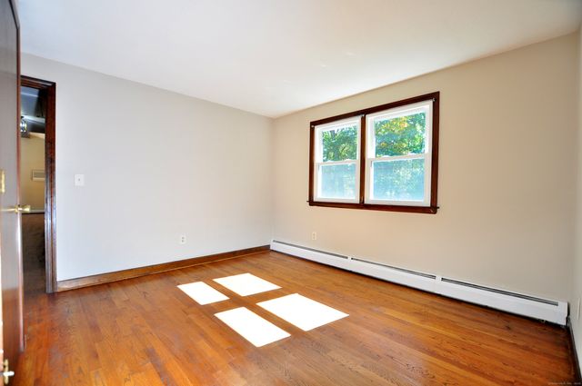 88 Lincoln Way, Windsor, CT 06095