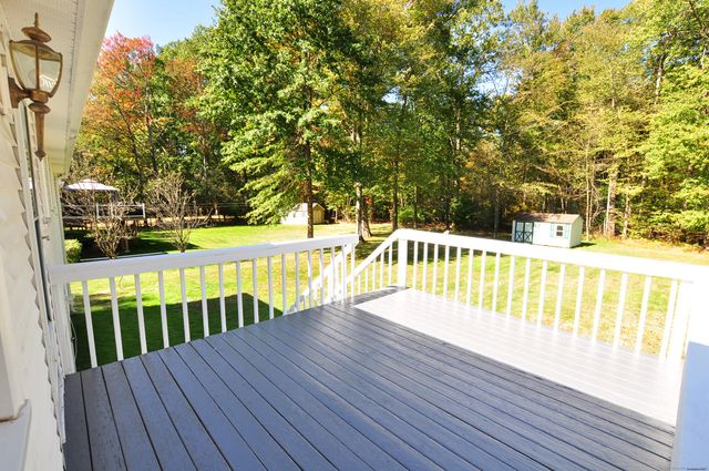 88 Lincoln Way, Windsor, CT 06095