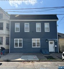 705 15th Street, Newark, NJ 07103