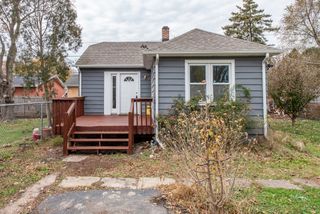 132 Dorchester Court, Waukegan, IL 60085