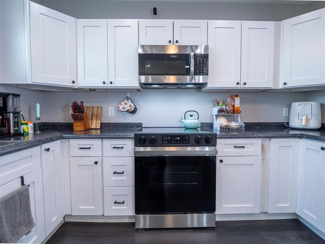 17900 E Wilshire Boulevard, Jones, OK 73049