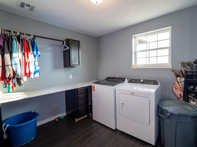 17900 E Wilshire Boulevard, Jones, OK 73049