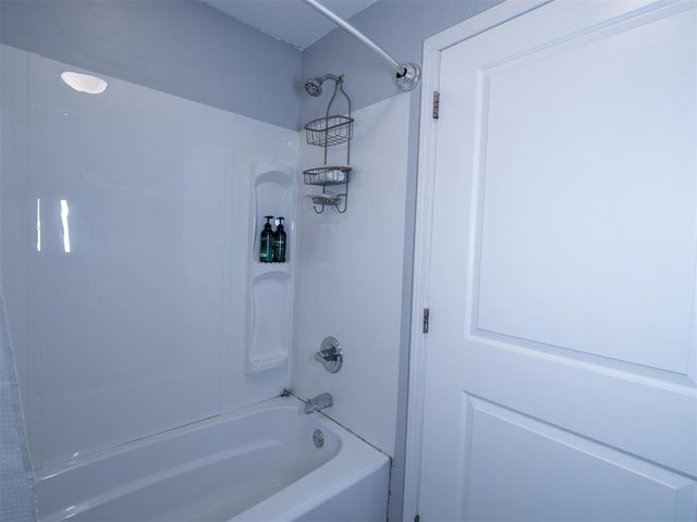 17900 E Wilshire Boulevard, Jones, OK 73049