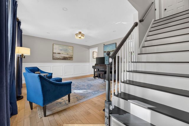 34 Serengeti Dr, North Attleboro, MA 02760
