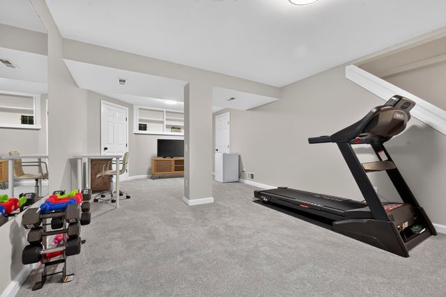34 Serengeti Dr, North Attleboro, MA 02760