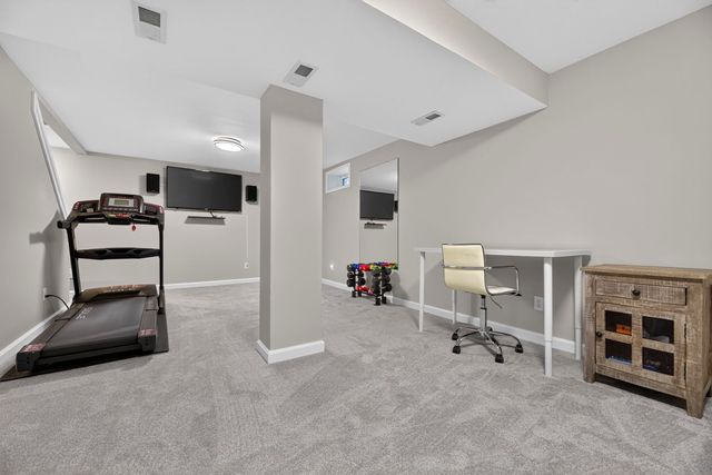 34 Serengeti Dr, North Attleboro, MA 02760