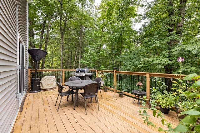 34 Serengeti Dr, North Attleboro, MA 02760