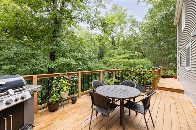 34 Serengeti Dr, North Attleboro, MA 02760
