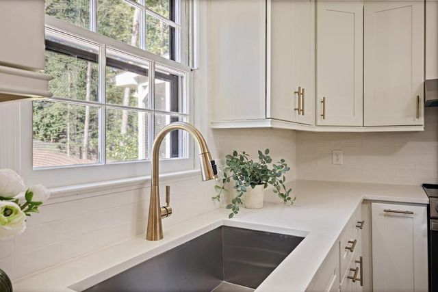 739 Colston Road SW, Marietta, GA 30064