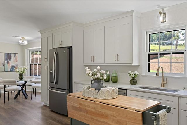 739 Colston Road SW, Marietta, GA 30064