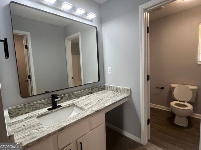 9221 Green Side Path, Riverdale, GA 30274