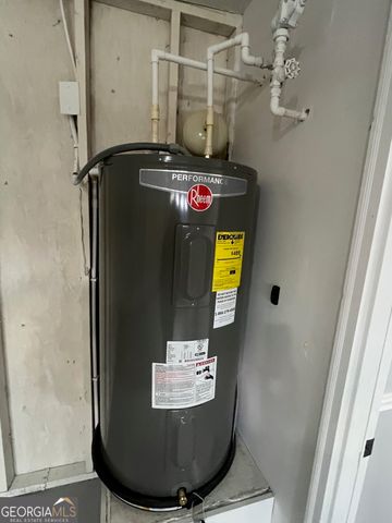 9221 Green Side Path, Riverdale, GA 30274