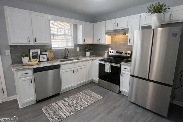 9221 Green Side Path, Riverdale, GA 30274