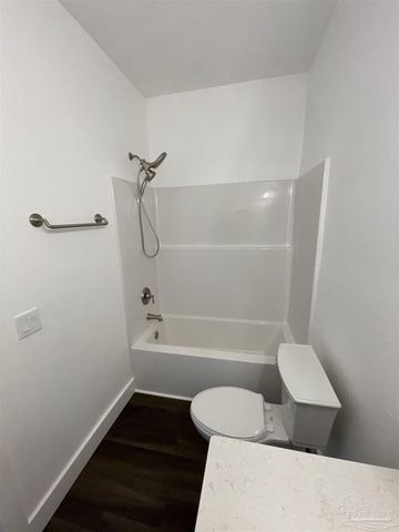 7900 Atilla Ave, Pensacola, FL 32534