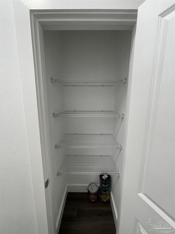 7900 Atilla Ave, Pensacola, FL 32534