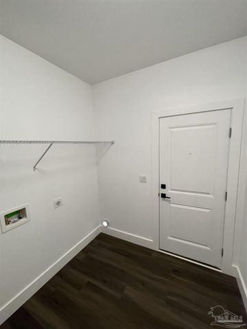 7900 Atilla Ave, Pensacola, FL 32534