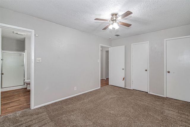 648 Sue Ann Lane, Burleson, TX 76028