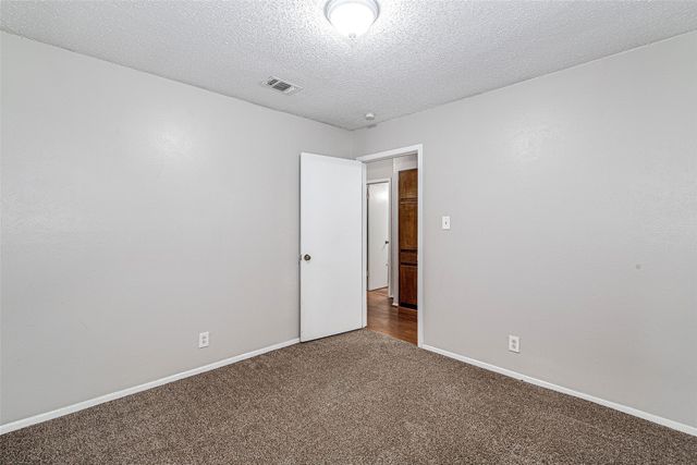 648 Sue Ann Lane, Burleson, TX 76028