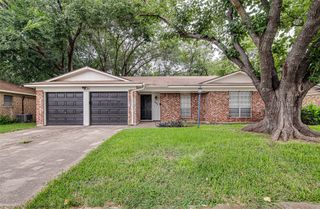 648 Sue Ann Lane, Burleson, TX 76028