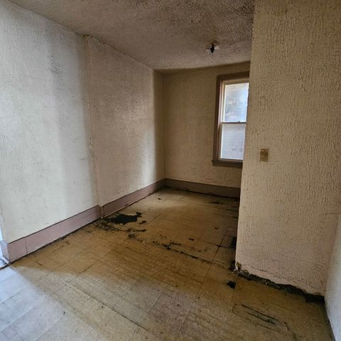 6431 S Racine Avenue, Chicago, IL 60636