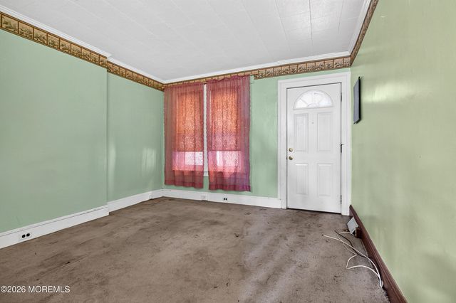 338 Hewitt Street, Trenton, NJ 08611
