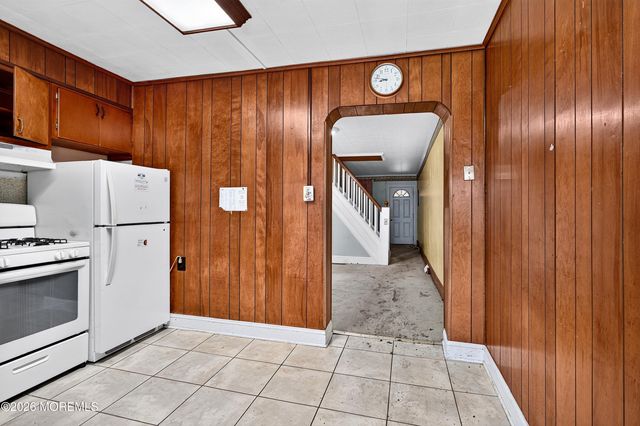 338 Hewitt Street, Trenton, NJ 08611