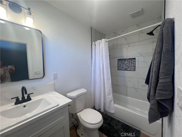 2952 E Gettysburg Avenue, Fresno, CA 93726