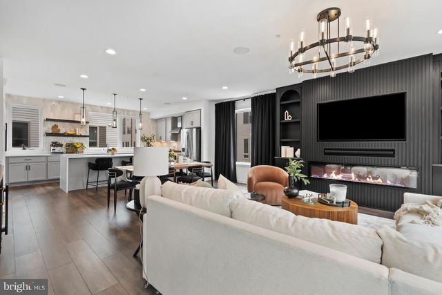 3011 SUNRISE WALK, Philadelphia, PA 19125