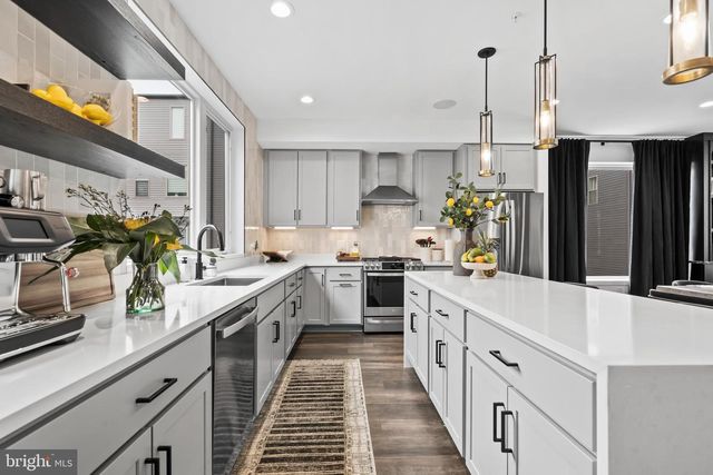 3011 SUNRISE WALK, Philadelphia, PA 19125