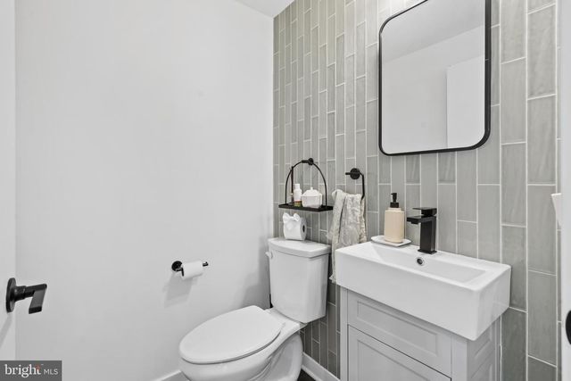 3011 SUNRISE WALK, Philadelphia, PA 19125