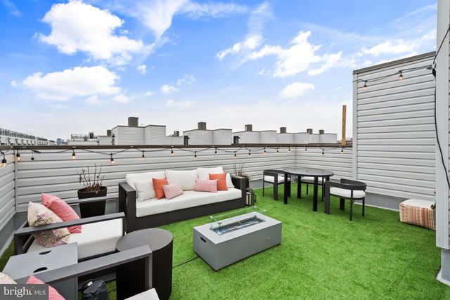 3011 SUNRISE WALK, Philadelphia, PA 19125