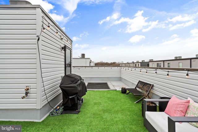 3011 SUNRISE WALK, Philadelphia, PA 19125