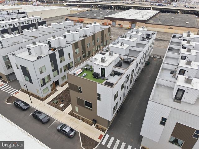 3011 SUNRISE WALK, Philadelphia, PA 19125